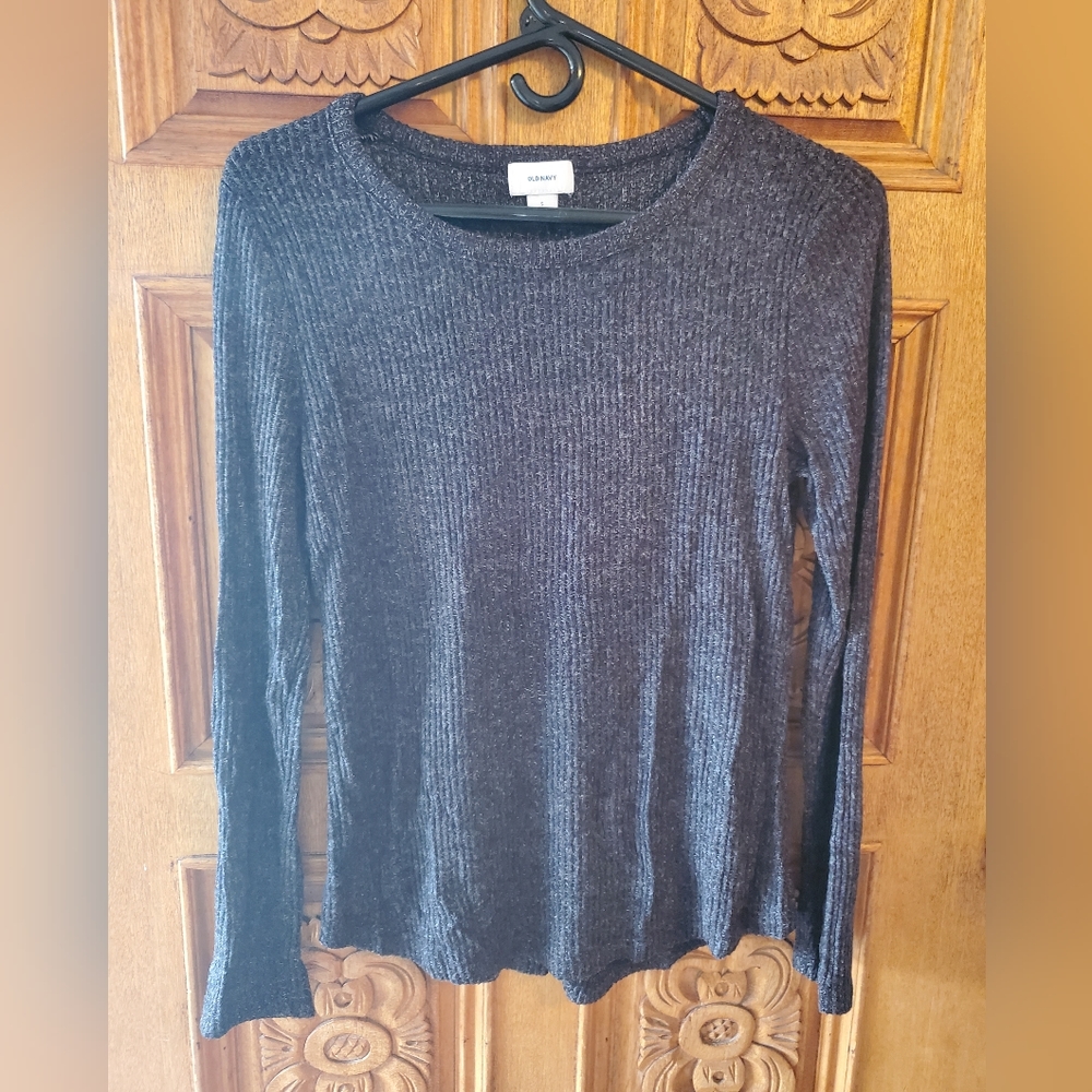 Gray Old Navy sweater. Size small.